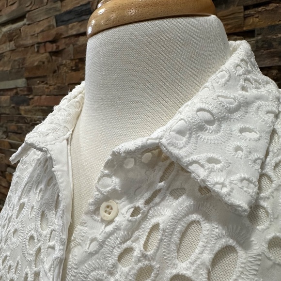 DX Collection Eyelet Button Down Dress Made in Italy White Latte NWT Size Small - Picture 6 of 10